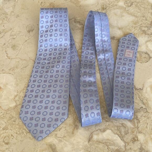 Chanel CC Logo Four Leaf Clover 100% Silk Tie - Picture 7 of 13